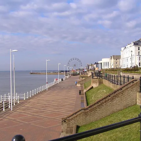 2 Beach House Bridlington Exterior photo