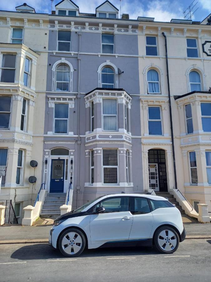 2 House * Bridlington